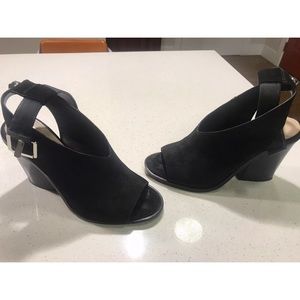 Worn Once, Black Marc Fisher Shoes, Women’s 6.5.